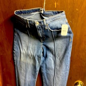 Brand new with tags Hudson hi rise Zoeey straight crop jeans pants size 28